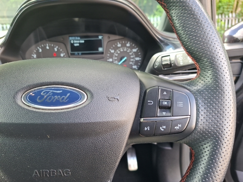 Ford Fiesta Fiesta Trend T Black #13