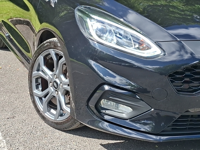 Ford Fiesta Fiesta Trend T Black #20