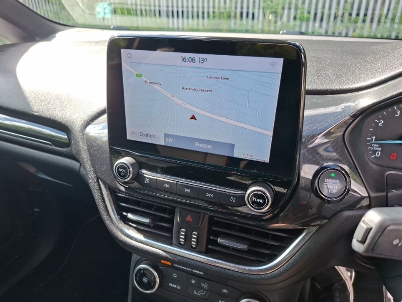Ford Fiesta Fiesta Trend T Black #10
