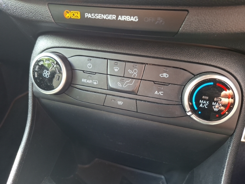 Ford Fiesta Fiesta Trend T Black #15