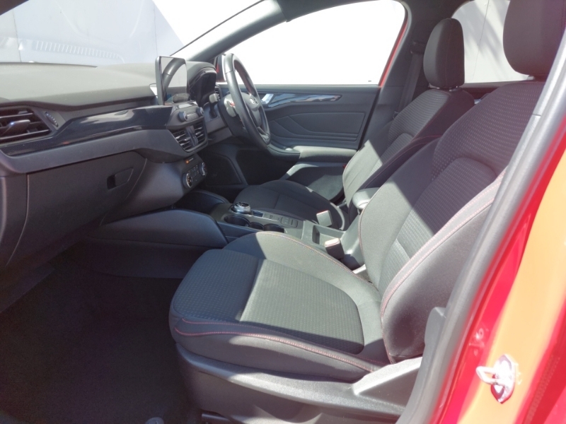 Ford Focus 1.0T Ecoboost St-line X Estate Eur Black #5