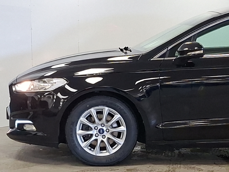 Ford Mondeo 2.0 Tdci Vignale Estate Euro 6 Grey #19