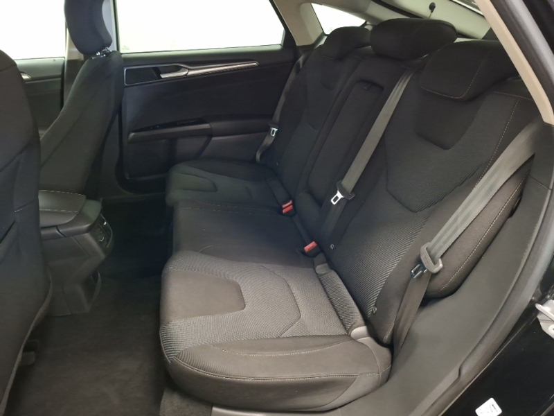 Ford Mondeo 1.5 Tdci Econetic Titanium Black #6