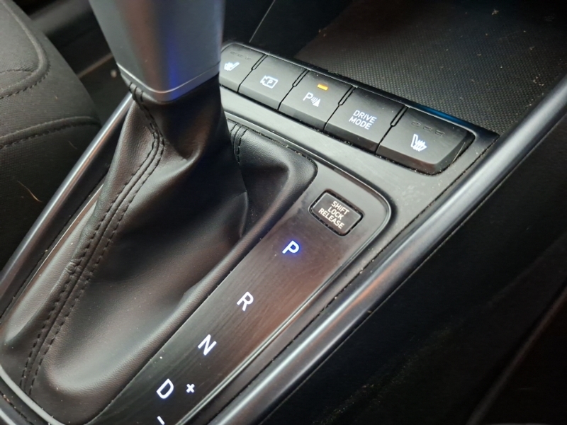 Hyundai Bayon 1.0 Tgdi Premium, 2025 With Only 147 Miles Blue #16