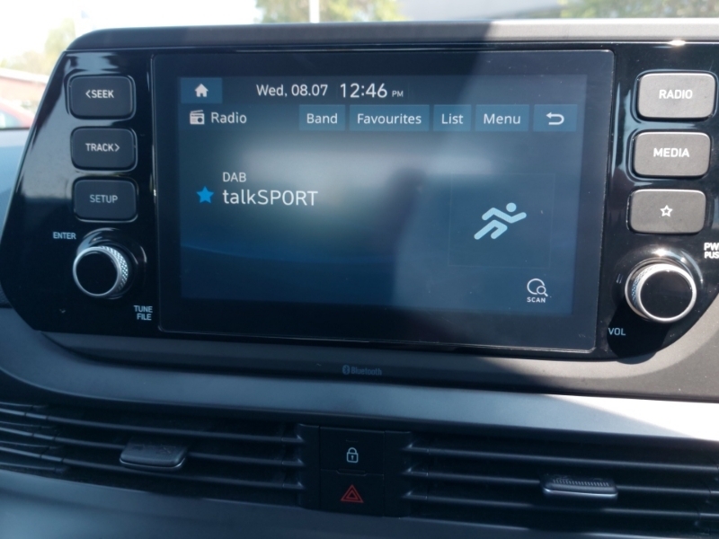 Hyundai I20 1.0T Gdi 48V Mhd Se Connect 2021 White #11
