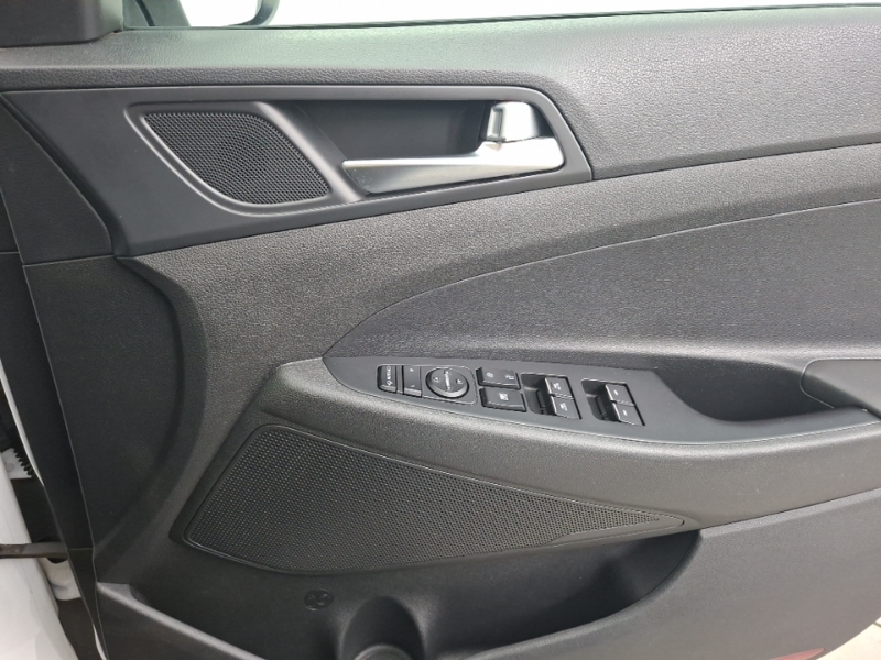 Hyundai Tucson Suv 1.6 Gdi Se Nav Euro 6 Ss 202069 Grey #17