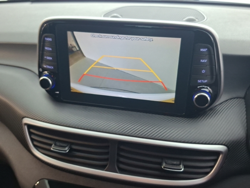 Hyundai Tucson Suv 1.6 Gdi Se Nav Euro 6 Ss 202069 Grey #9