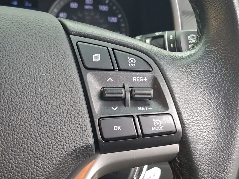 Hyundai Tucson Suv 1.6 Gdi Se Nav Euro 6 Ss 202069 Grey #13