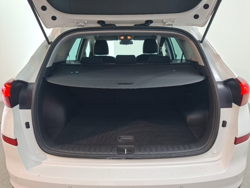 Hyundai Tucson Suv 1.6 Gdi Se Nav Euro 6 Ss 202069 Grey #18
