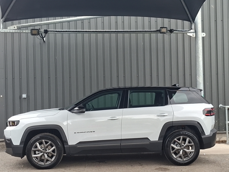 Jeep Compass 1.2 E-hybrid Altitude Dct White #4