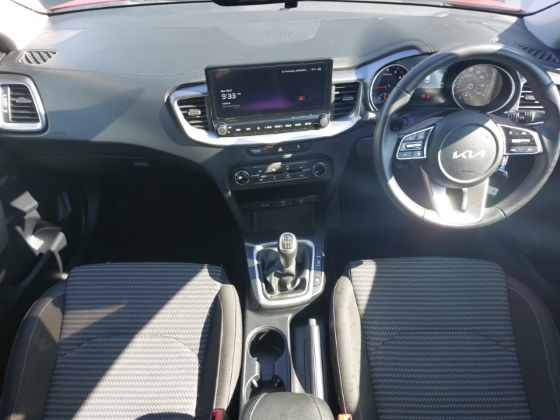 Kia Ceed 1.5T Gdi Isg 138 2 Red #3