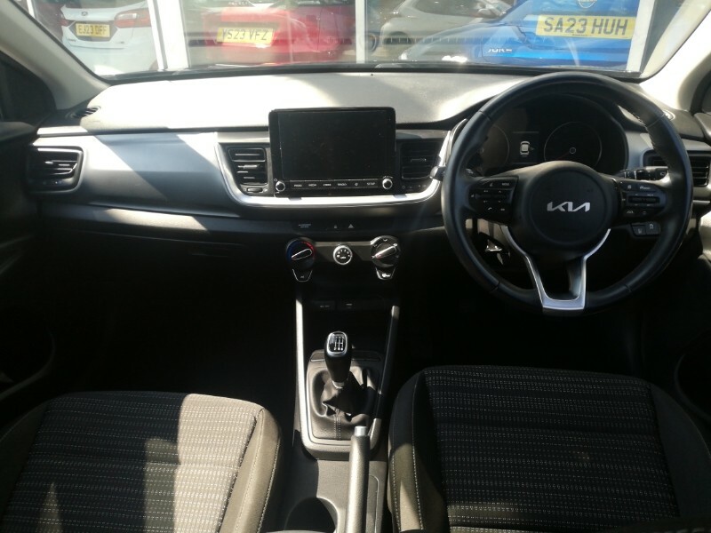 Kia Stonic 1.0T Gdi 99 2 Black #3