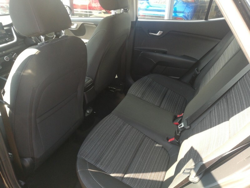 Kia Stonic 1.0T Gdi 99 2 Black #6