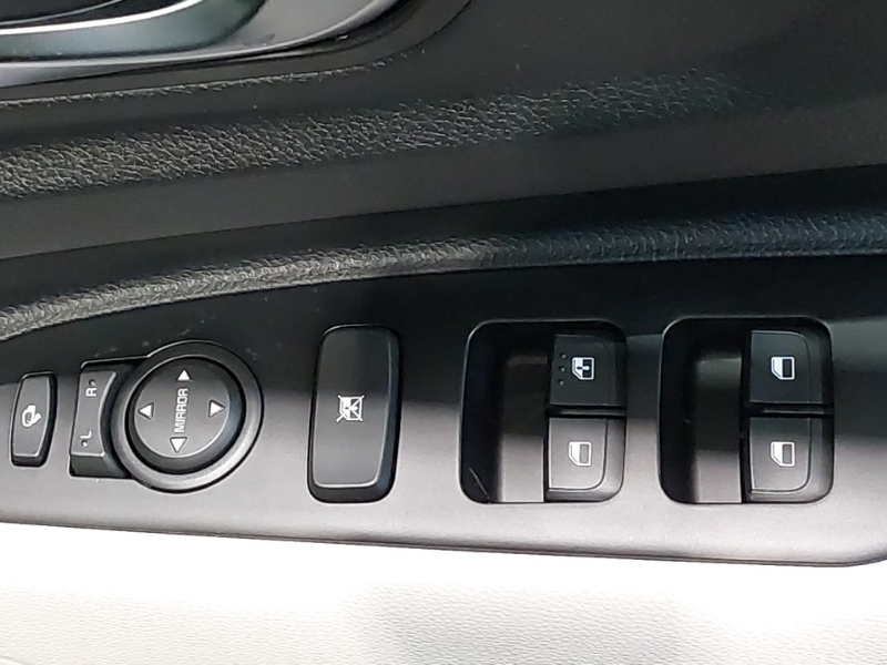 Kia Stonic 1.0 T-gdi Mhev Gt-line S Suv Hybrid Dct  #10