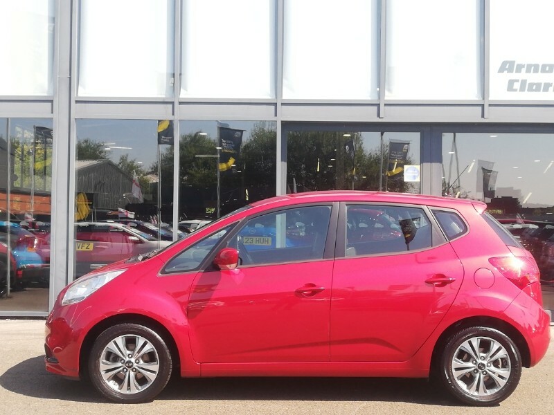 Kia Venga 1.6 2 6 Red #4
