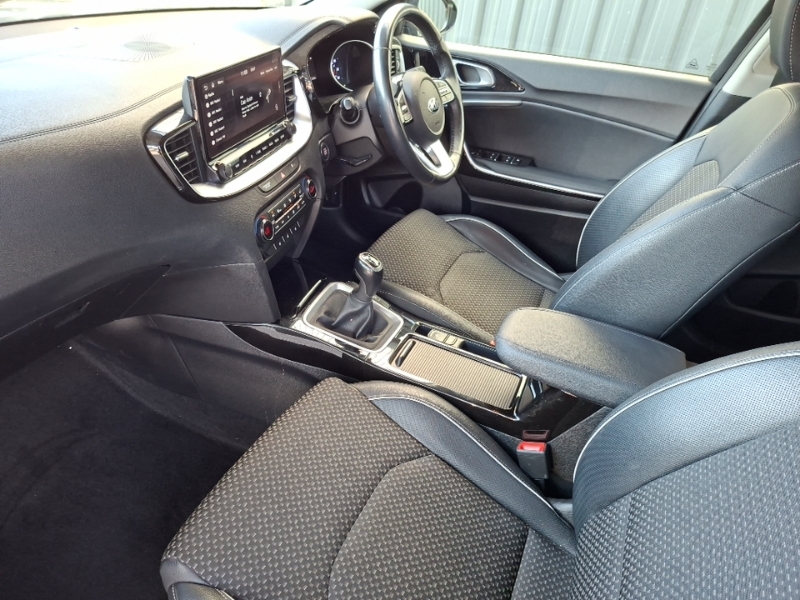 Kia Xceed 1.4T Gdi Isg 3 Black #5