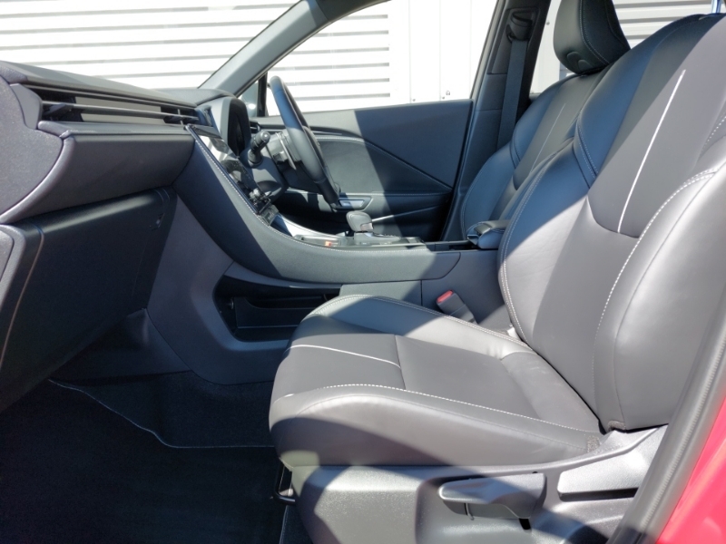 Lexus LBX 1.5 Takumi E-cvt Red #5
