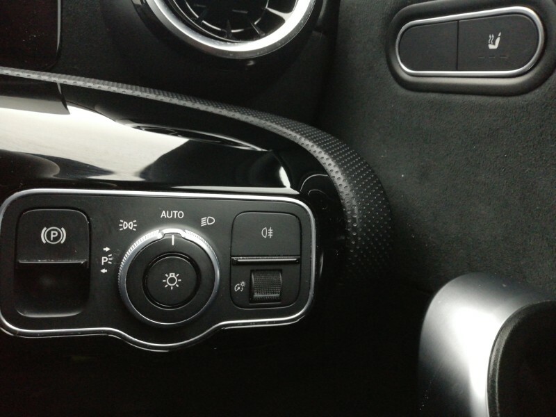 Mercedes-Benz A Class 1.3 A200 Amg Line Saloon Euro 6 White #17
