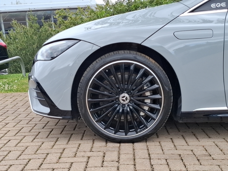 Mercedes-Benz EQE 300 180Kw Amg Line Premium Plus 89Kwh Grey #18