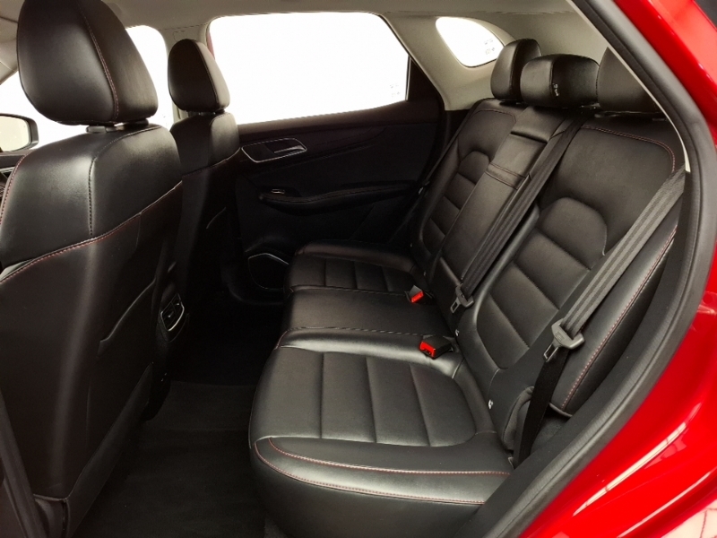 MG HS 1.5 T-gdi Excite Dct Red #6
