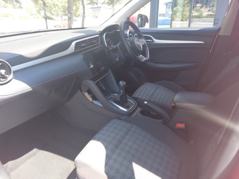 MG ZS 1.5 Vti-tech Excite Red #5