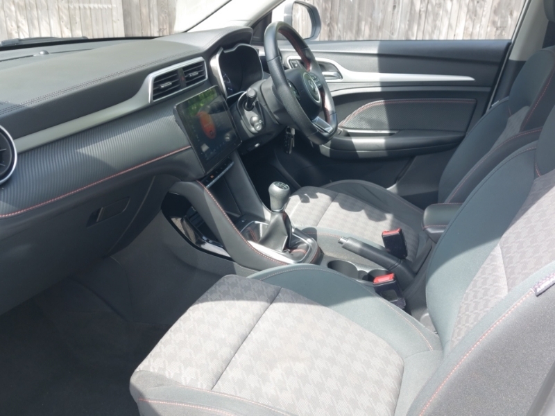 MG ZS 1.5 Vti-tech Excite White #5