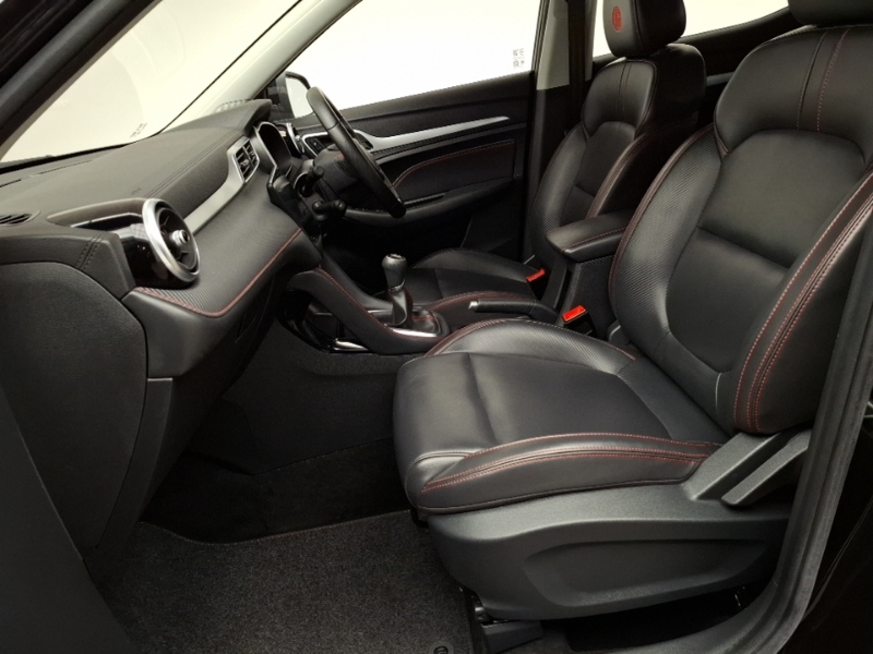 MG ZS 1.5 Vti-tech Exclusive SB22WVV Black #5
