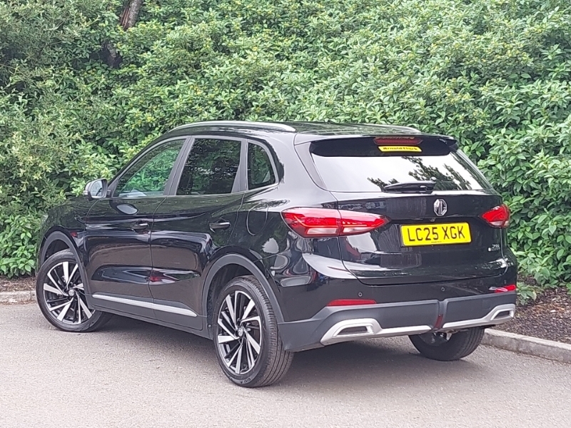 MG ZS 1.5 Hybrid Trophy Black #2