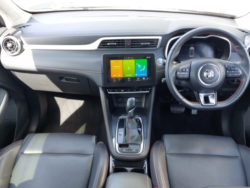 MG ZS 1.0T Gdi Exclusive Dct Black #3