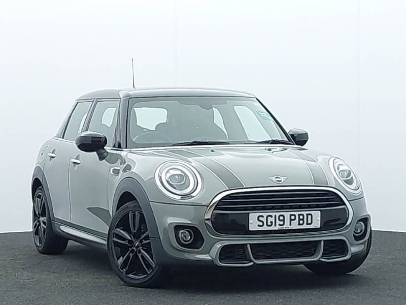 Mini Hatch 1.5 Cooper Sport II SG19PBD Grey