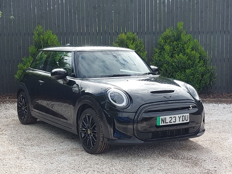 Mini Hatch 135Kw Cooper S Level 2 33Kwh Black