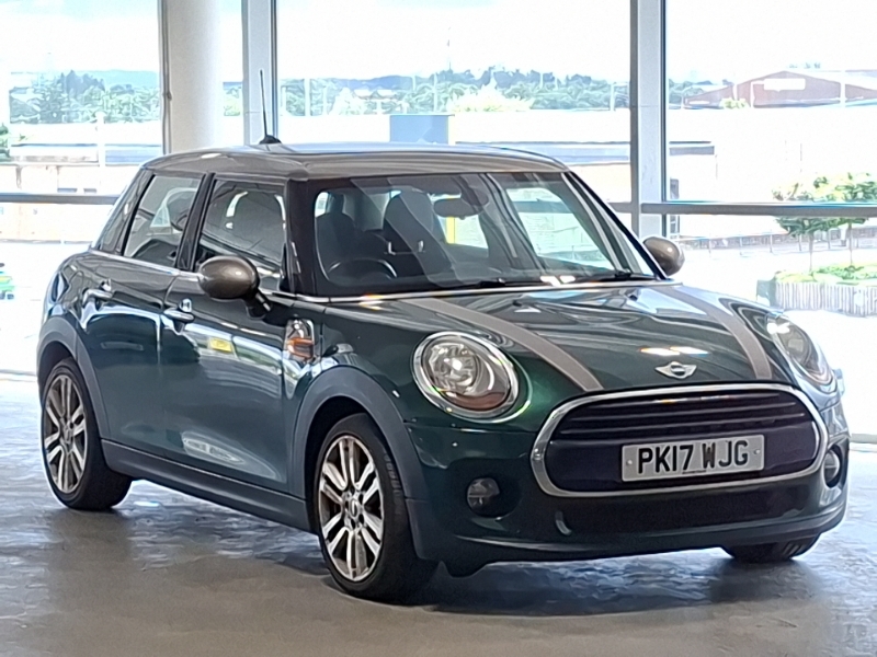 Mini Hatch 1.5 Cooper Seven Green