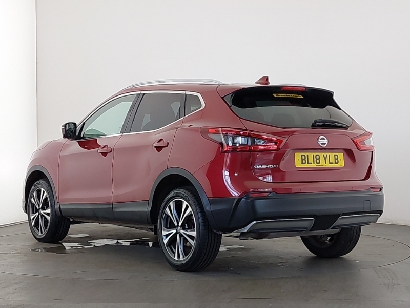Nissan Qashqai 1.5 Dci N-connecta Glass Roof Pack Red #2