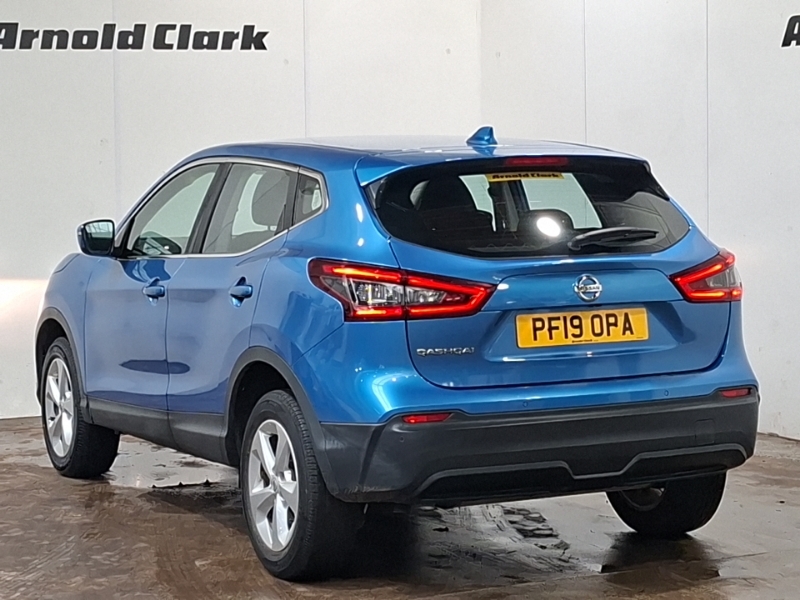 Nissan Qashqai 1.3 Dig-t Acenta Premium Blue #2