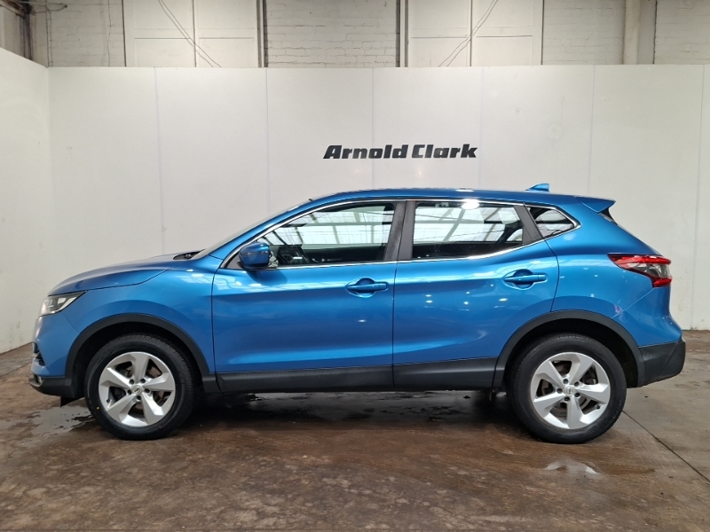 Nissan Qashqai 1.3 Dig-t Acenta Premium Blue #4