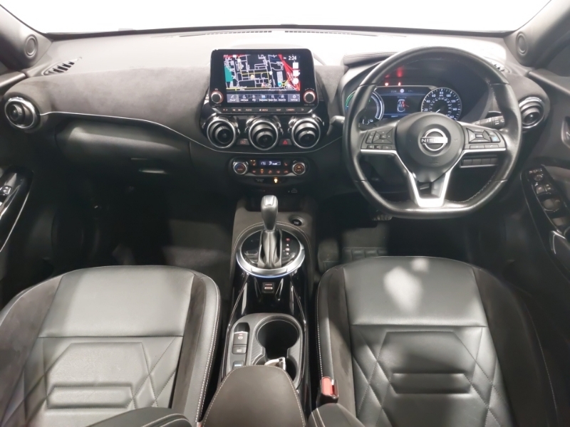 Nissan Juke 1.6 Hybrid Tekna White #3