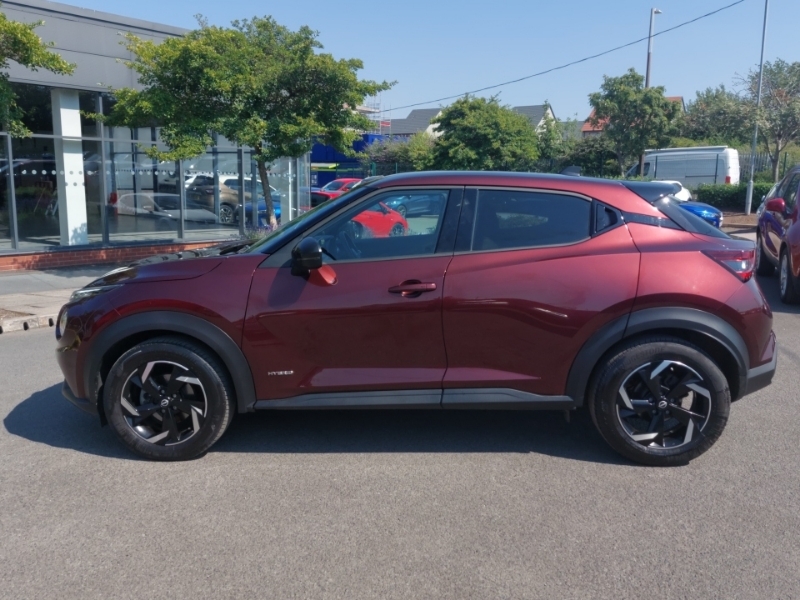 Nissan Juke 1.6 Hybrid N-connecta Red #4