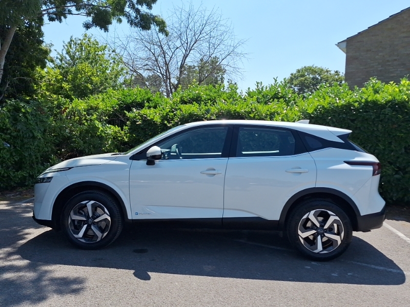 Nissan Qashqai 1.5 E-power Acenta Premium White #3