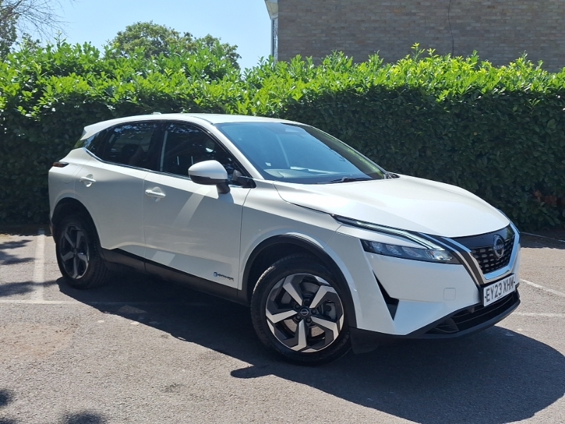 Nissan Qashqai 1.5 E-power Acenta Premium White #6