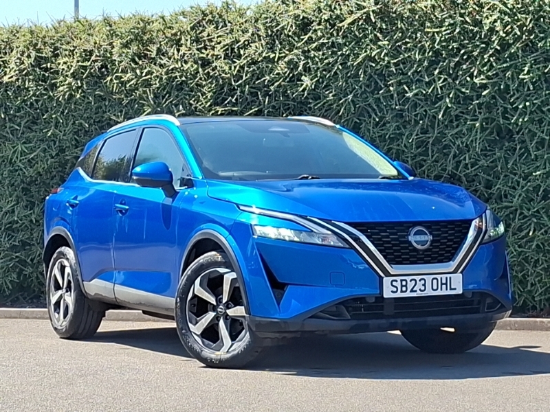 Nissan Qashqai 1.3 Dig-t Mh N-connecta Glass Roof Blue