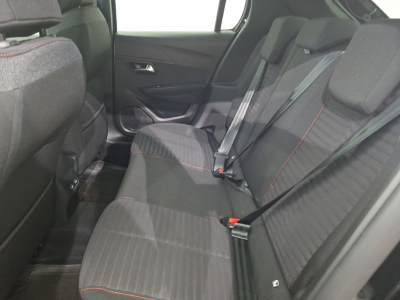 Peugeot 208 1.2 Puretech 100 Active Premium Eat8 Black #6