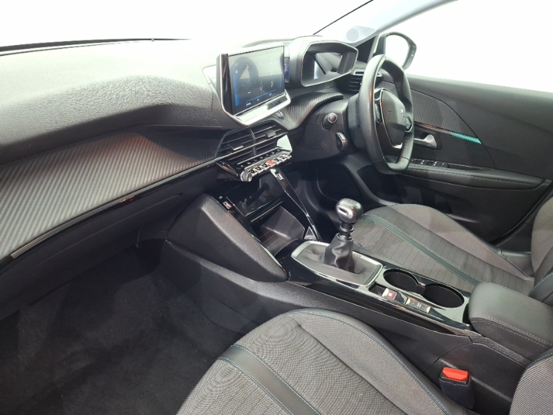 Peugeot 208 1.2 Puretech 100 Allure Premium White #5