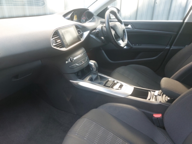 Peugeot 308 2.0 Bluehdi 150 Allure Eat6 Grey #5