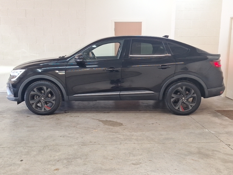Renault Arkana 1.6 E-tech Hybrid 145 R.s. Line Black #4