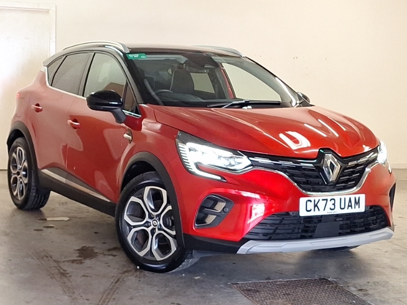 Renault Captur 1.6 E-tech Full Hybrid 145 Techno Red