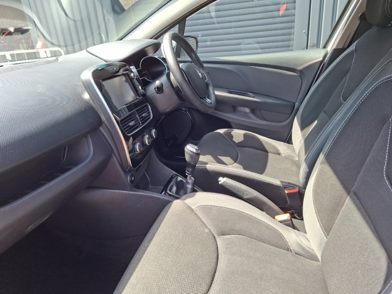 Renault Clio 0.9 Tce 90 Iconic SD68VFG White #5