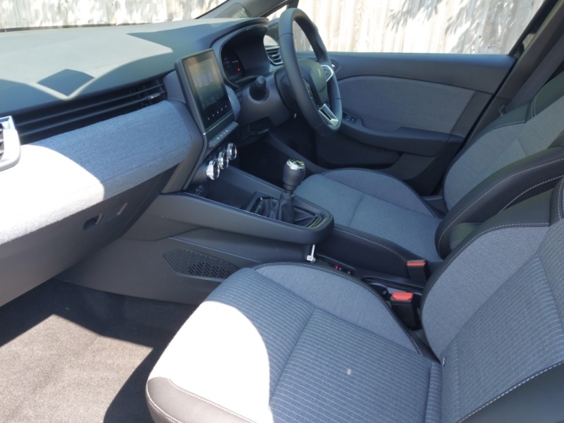 Renault Clio 1.0 Tce 90 Techno HS25PKU Black #5