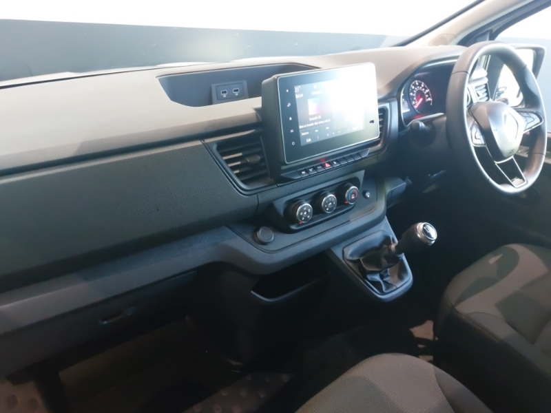 Renault Trafic Sl30 Blue Dci 130 Advance Van White #3