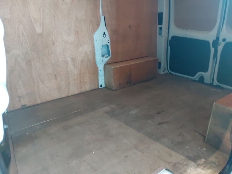 Renault Trafic Sl30 Blue Dci 130 Advance Van White #6