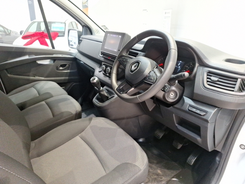 Renault Trafic Sl30 Blue Dci 130 Advance Van White #3